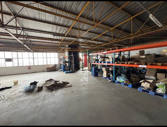 496M² WAREHOUSE TO LET IN WYNBERG